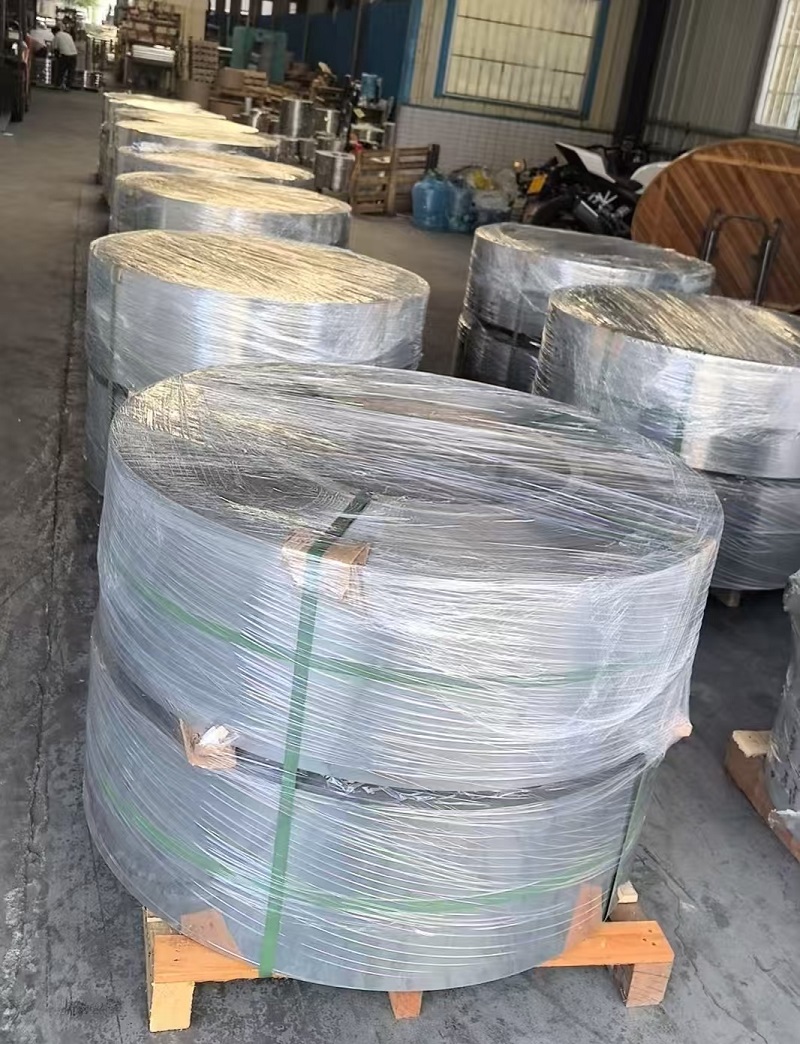 Güvenilir Fabrika Gönderimi Tamamlandı: Forkliftle Yükleme Güvenli ve Hızlı Yurtdışı Teslimatı Sağlar